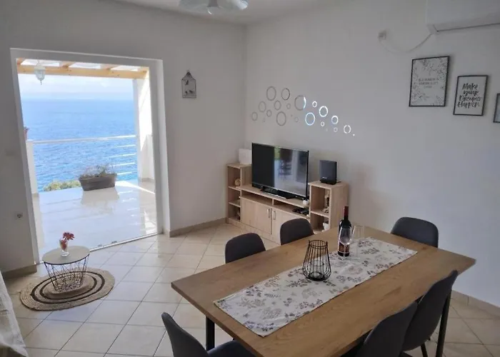 Seaside House Cove Blaca, Korcula - 25201 Ferienhaus Smokvica (Korcula)